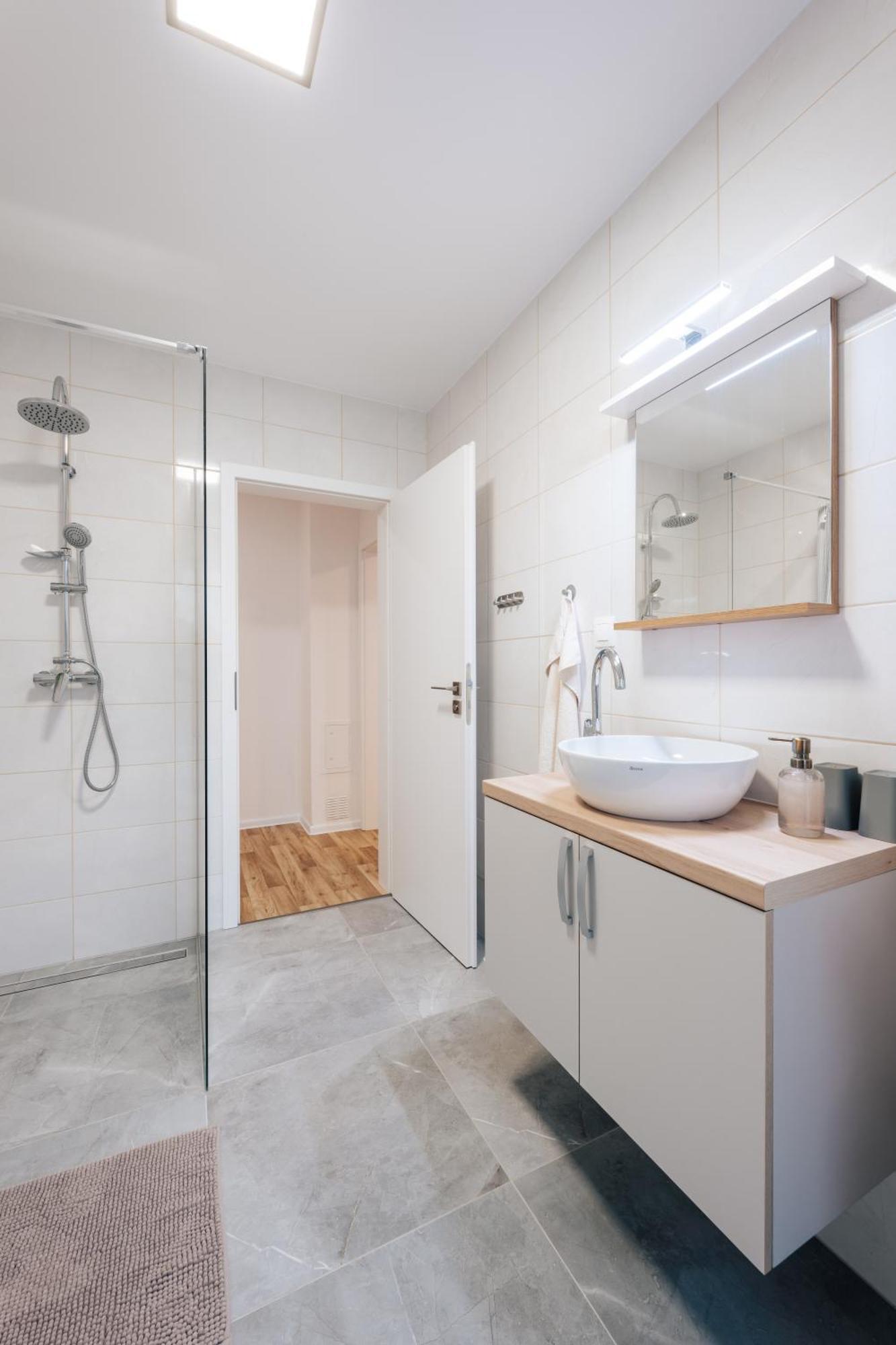 Apartman U Sklepu Sardice Exterior foto
